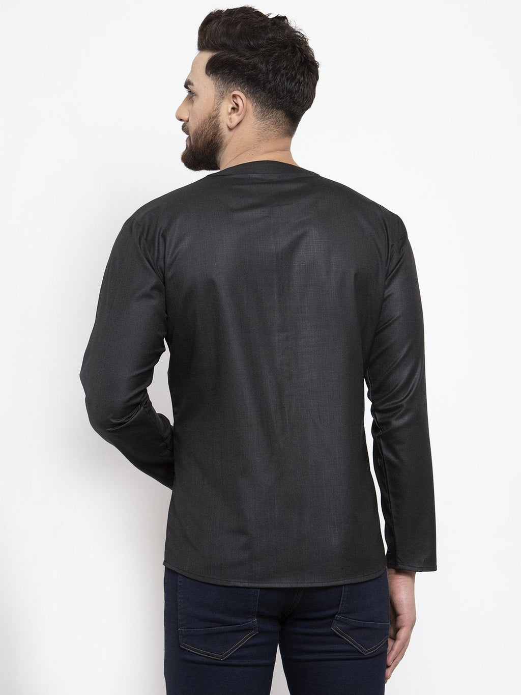 Jompers Men Black Solid Straight Short Kurta | Grocsy