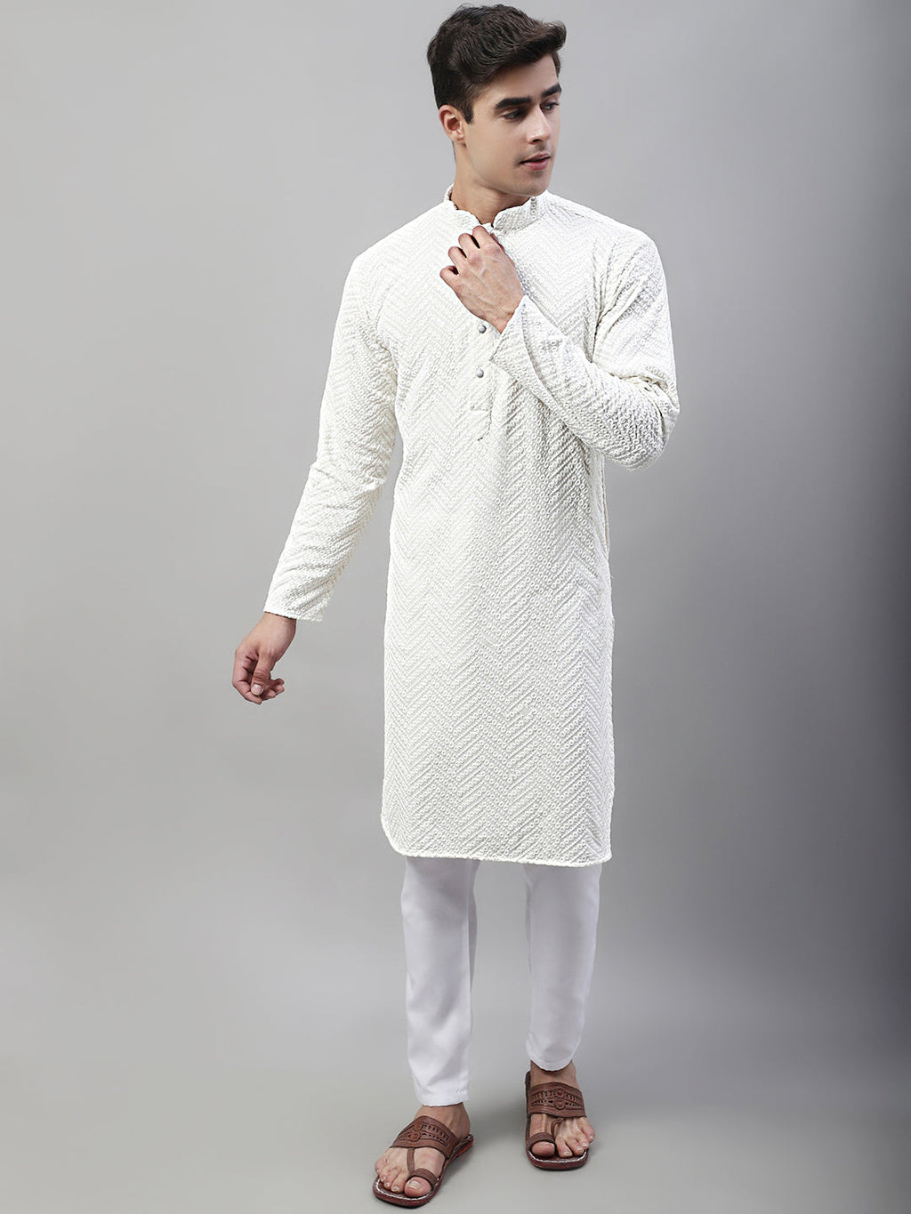 Jompers Men's White Embroidered Sequinned Kurta | Grocsy