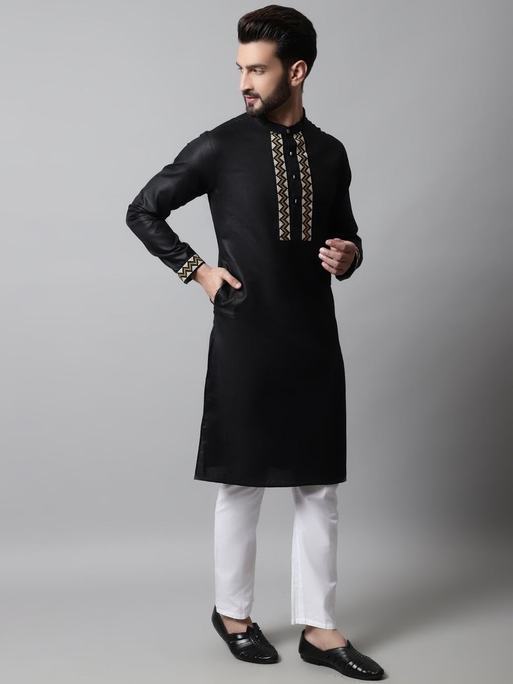 Jompers Men's Black Embroidered Kurta | Grocsy