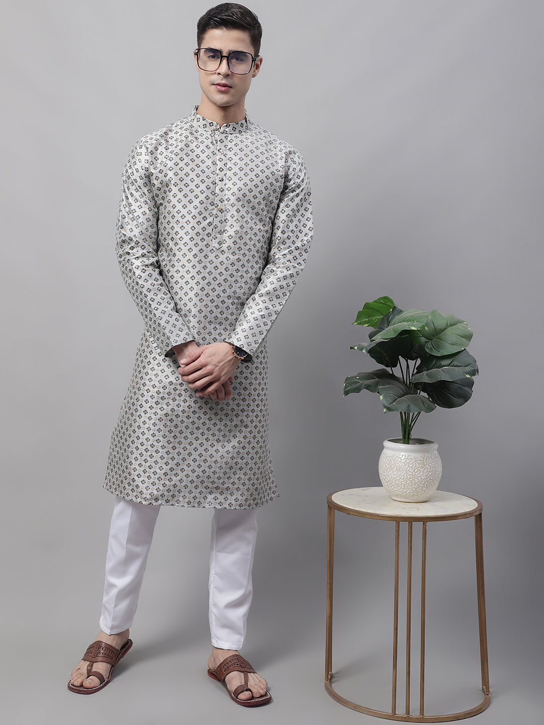 Jompers Men's Grey Printed Silk Blend Kurta | Grocsy