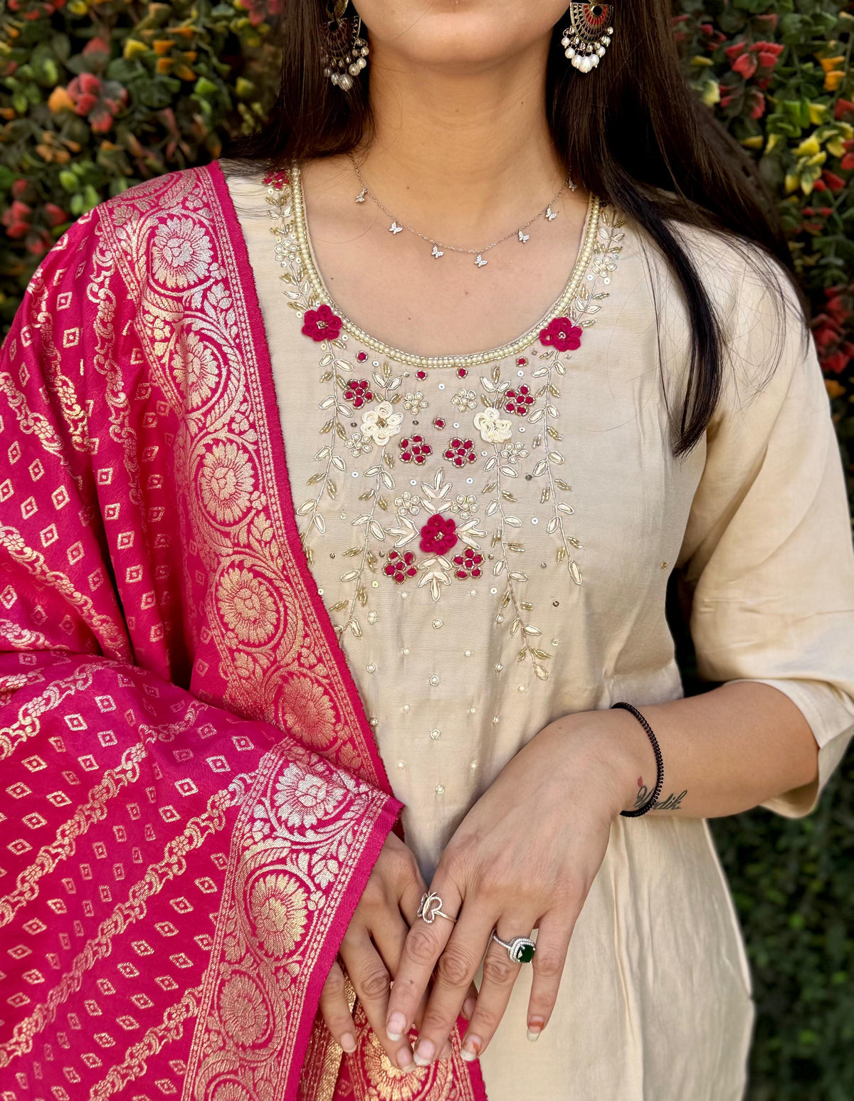 Vedant Vastram Kurta Pant Set With Dupatta Having Beautiful Handwork - Cream | Grocsy