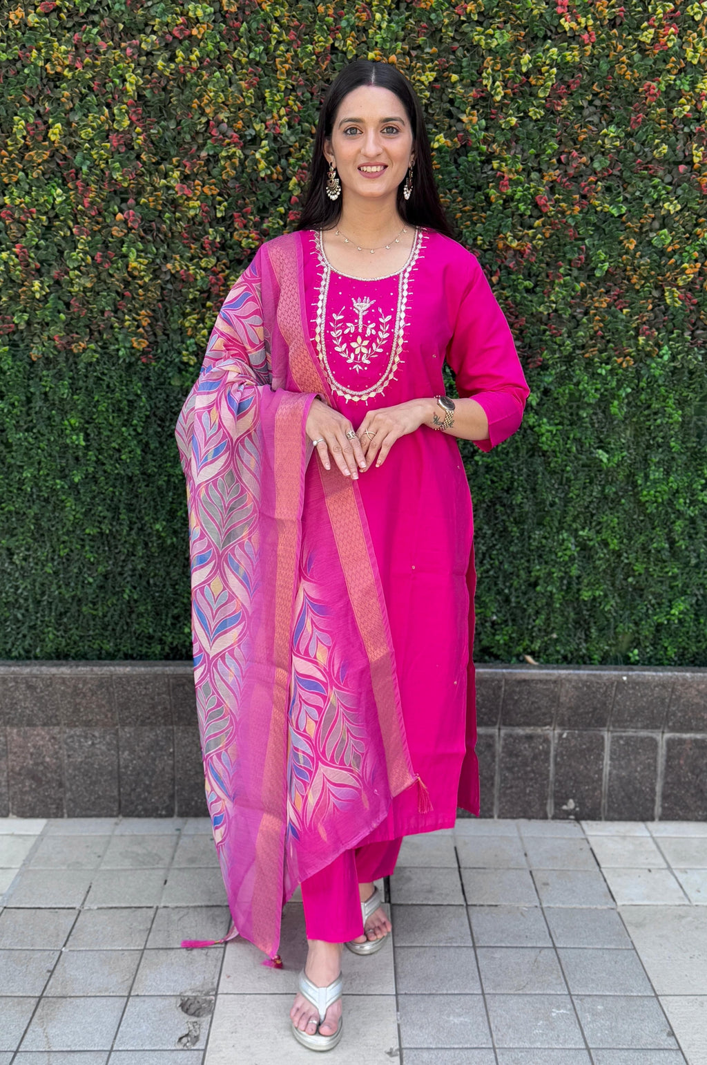 Vedant Vastram Kurta Pant Set With Dupatta Having Beautiful Handwork - Pink | Grocsy