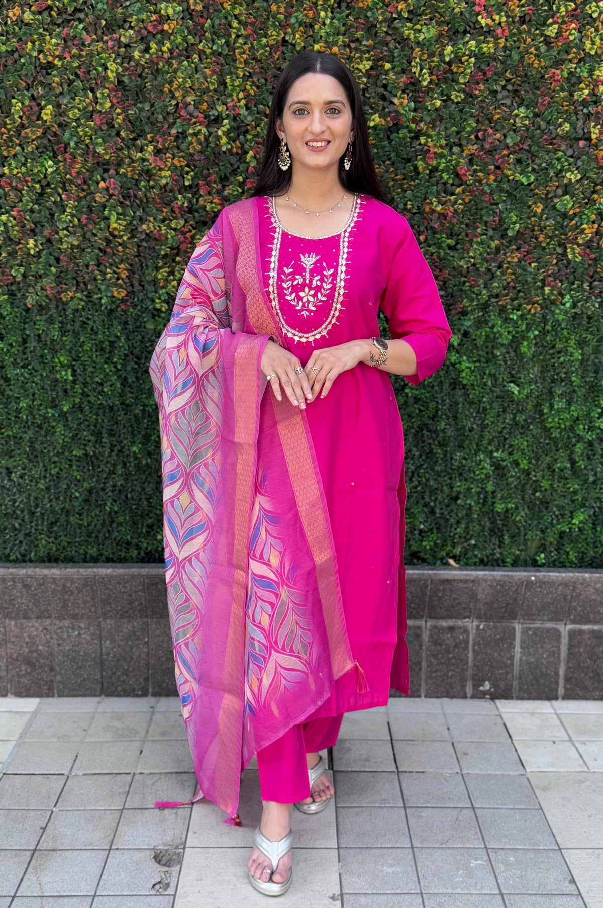 Vedant Vastram Kurta Pant Set With Dupatta Having Beautiful Handwork - Pink | Grocsy