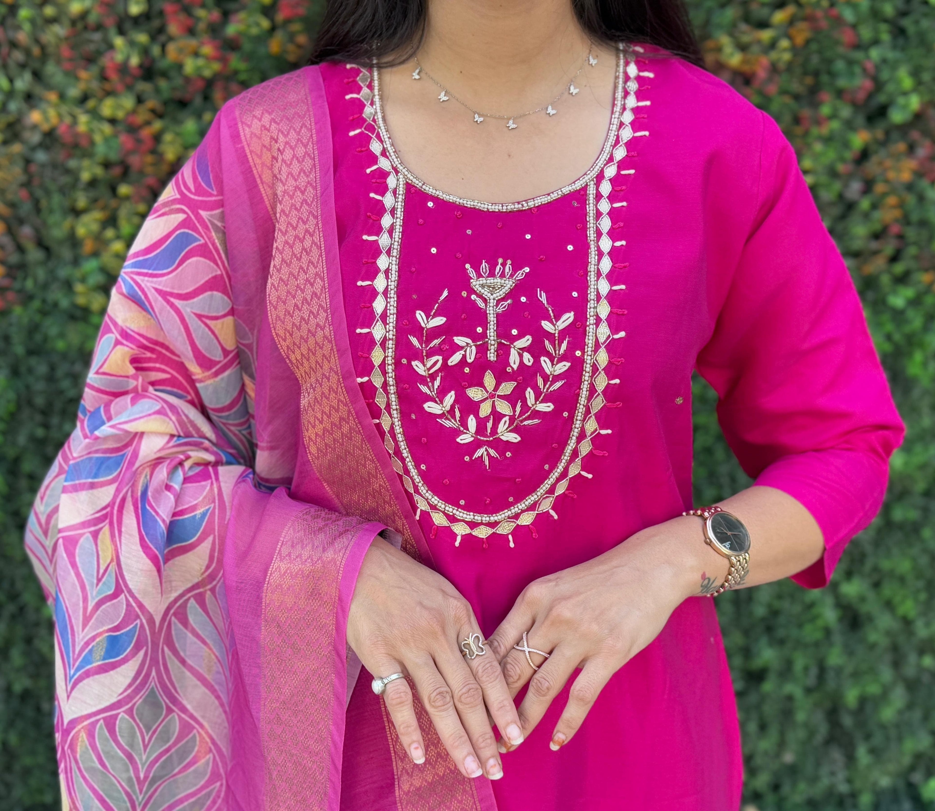 Vedant Vastram Kurta Pant Set With Dupatta Having Beautiful Handwork - Pink | Grocsy