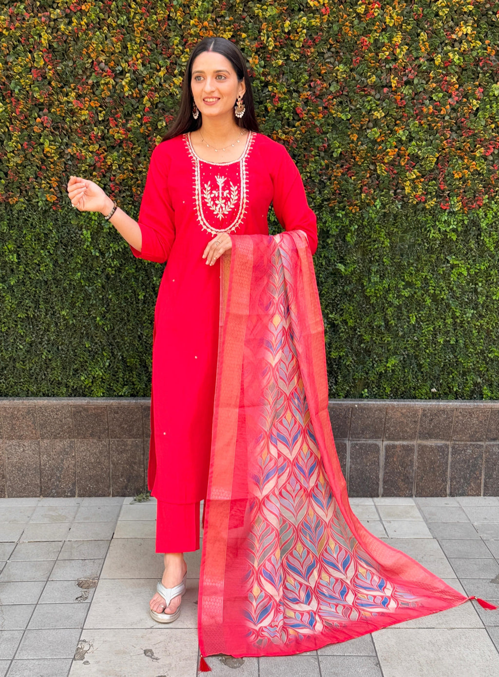 Vedant Vastram Kurta Pant Set With Dupatta Having Beautiful Handwork - Red | Grocsy