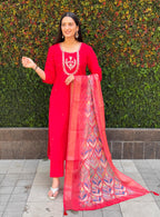 Vedant Vastram Kurta Pant Set With Dupatta Having Beautiful Handwork - Red | Grocsy