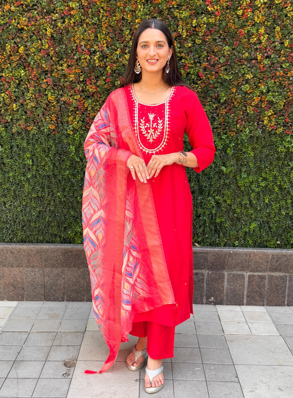Vedant Vastram Kurta Pant Set With Dupatta Having Beautiful Handwork - Red | Grocsy
