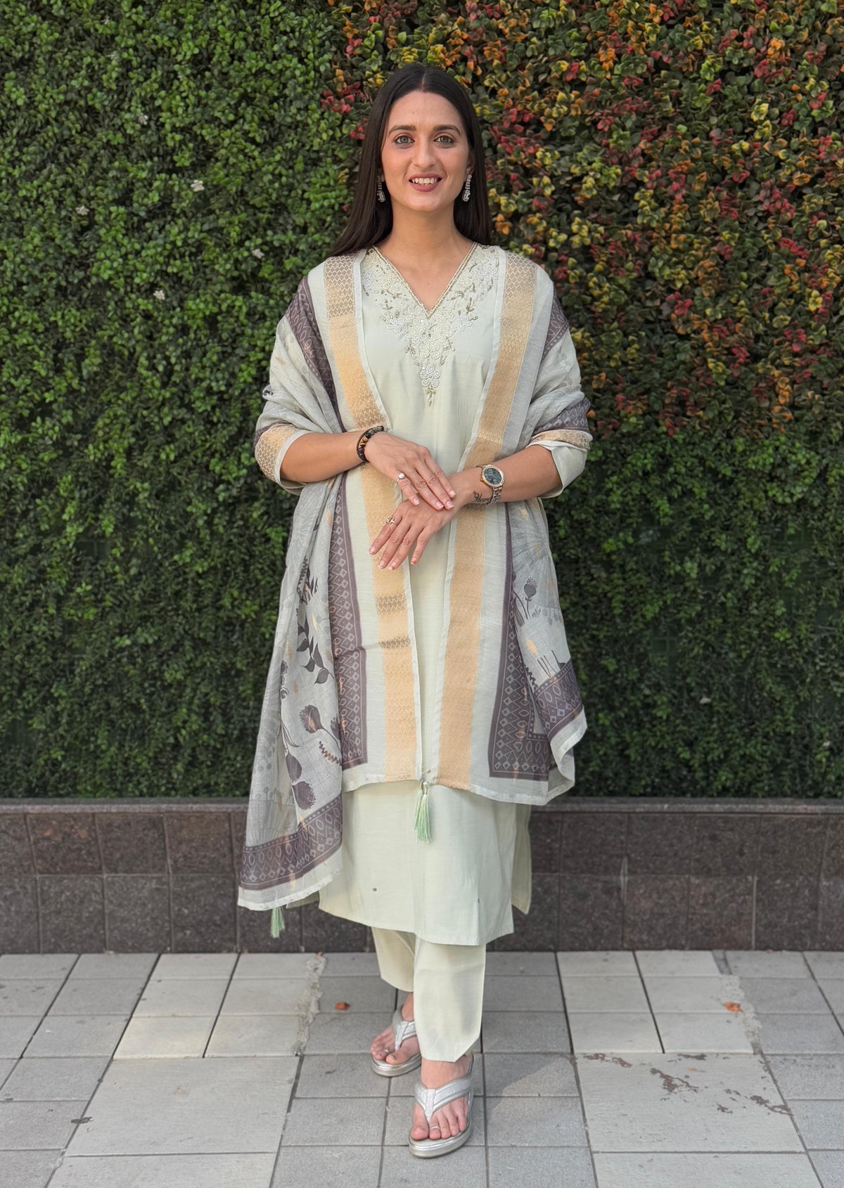 Vedant Vastram Kurta Pant Set With Dupatta Having Beautiful Handwork - Light Pista | Grocsy