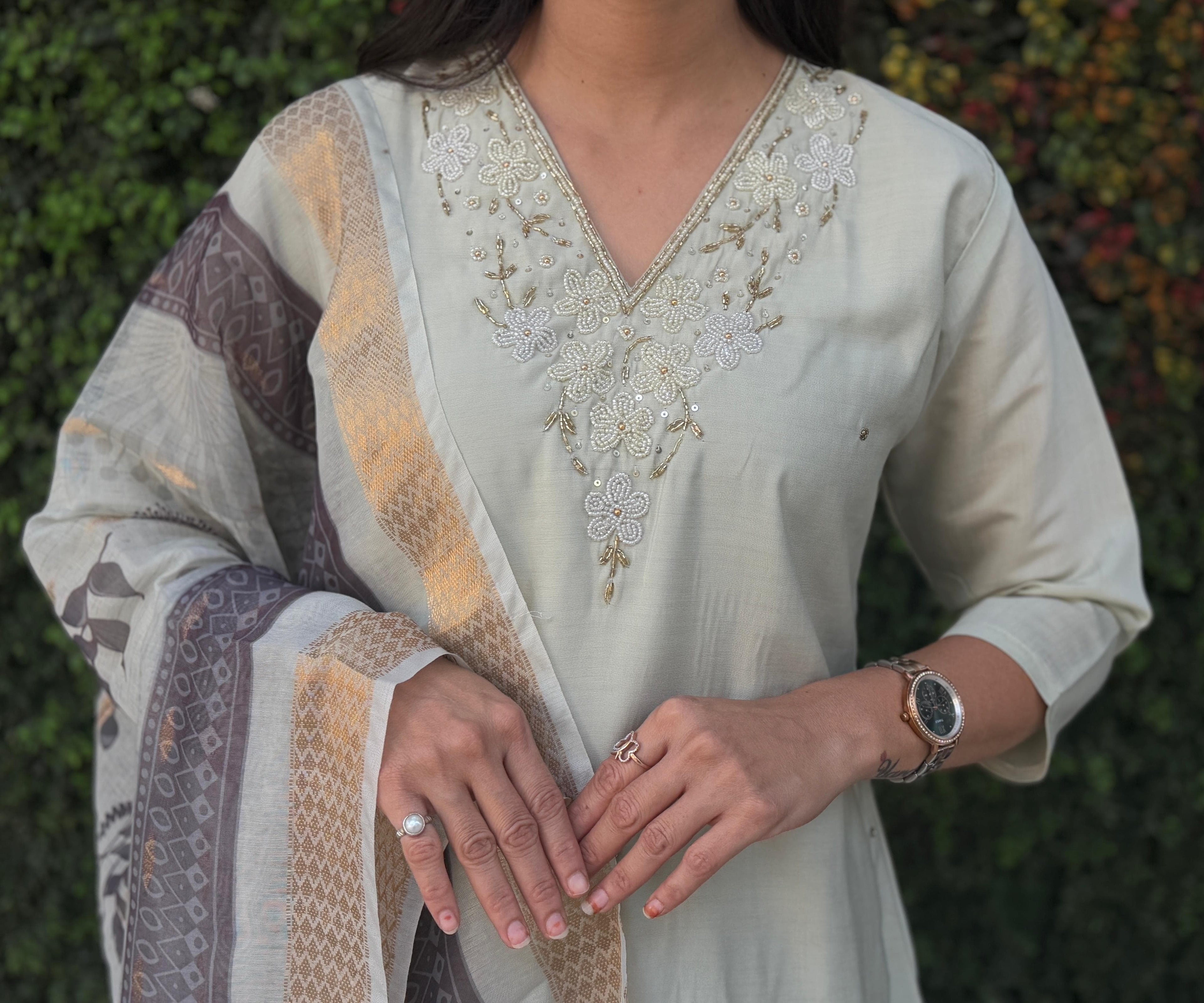 Vedant Vastram Kurta Pant Set With Dupatta Having Beautiful Handwork - Light Pista | Grocsy