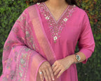 Vedant Vastram Kurta Pant Set With Dupatta Having Beautiful Handwork - Peach | Grocsy