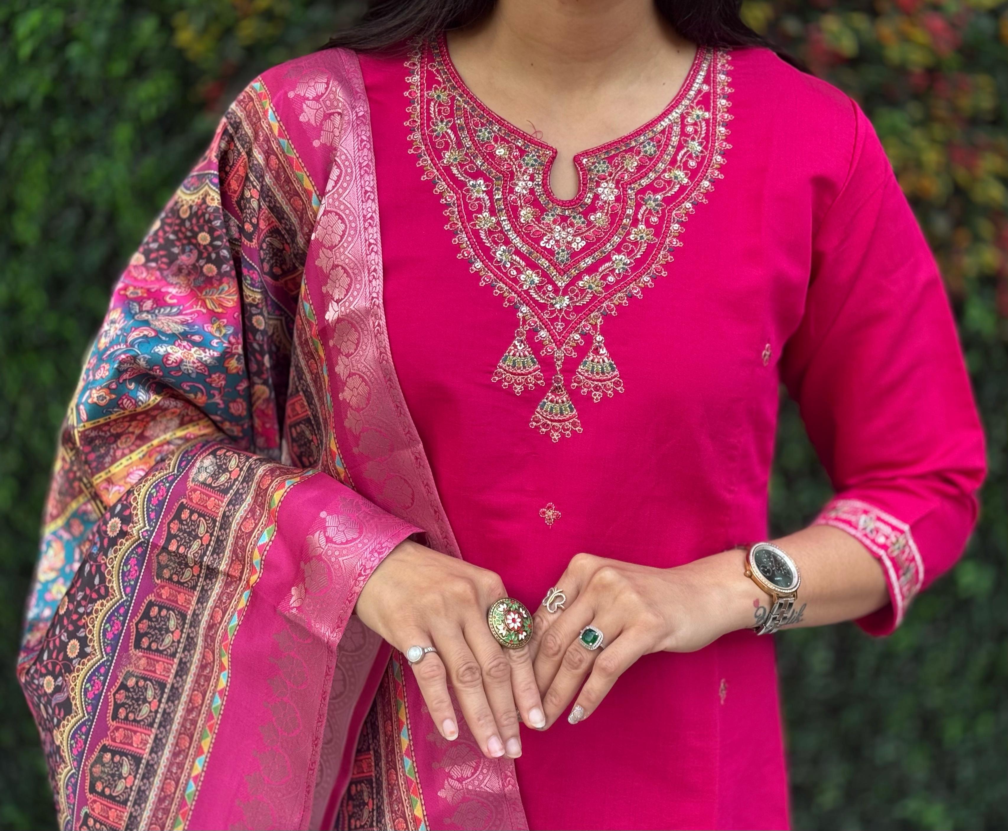 Vedant Vastram Kurta Pant Set With Dupatta Having Beautiful Handwork - Pink | Grocsy