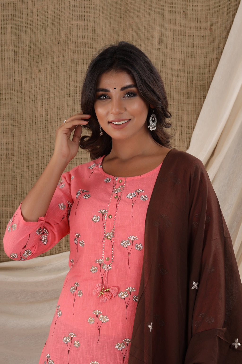Kaajh Pink Floral Print Beautiful Suit Set For Women | Grocsy