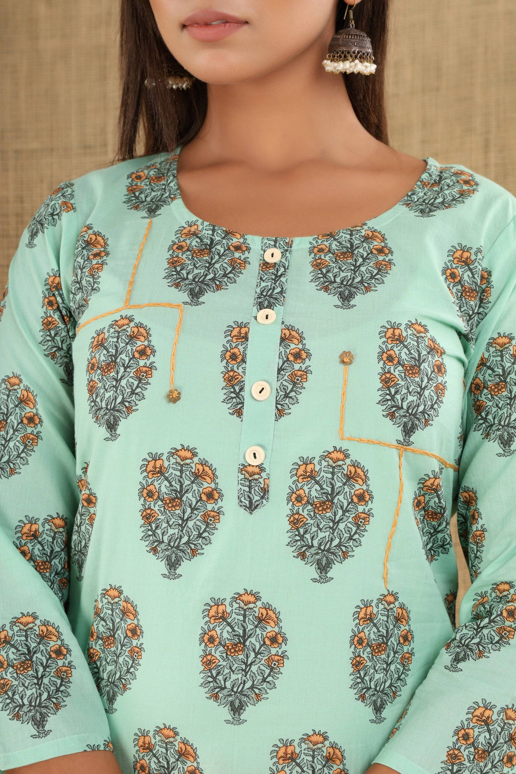 Kaajh Women's Green Booti Print Suit Set | Grocsy