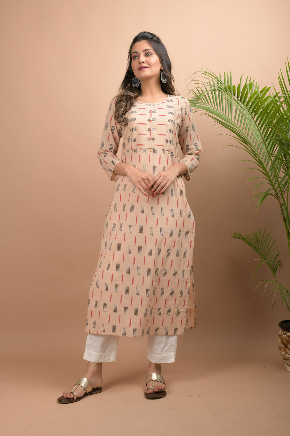 Kaajh Women's Beige Printed Kurta Pant Set | Grocsy