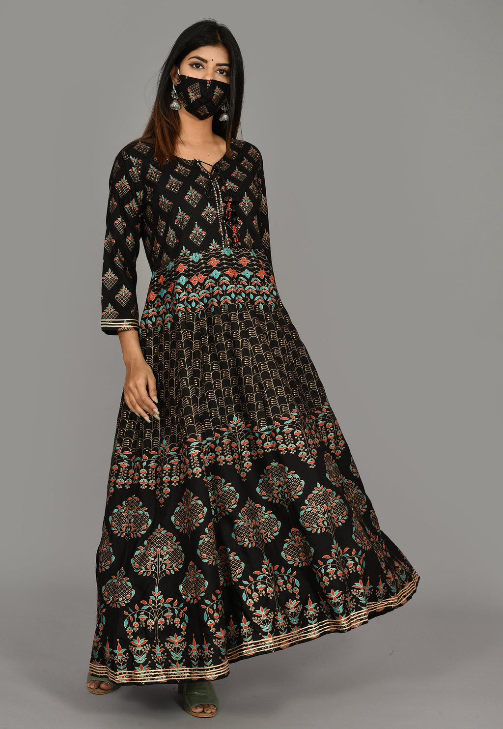 Kaajh Women's Black Gold Print Anarkali kurta | Grocsy