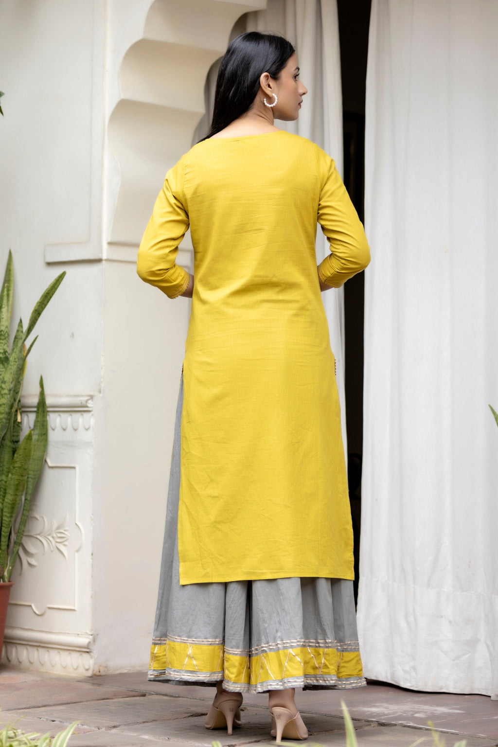 Kaajh Women's Lemon Grey Print Suit Set | Grocsy