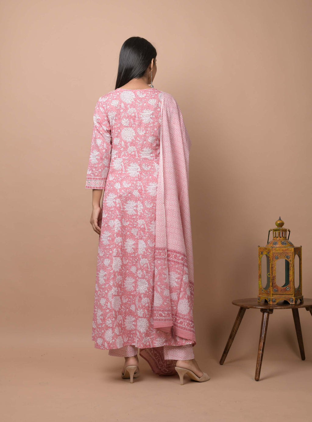 Kaajh Women's Pink Floral Print Suit Set | Grocsy