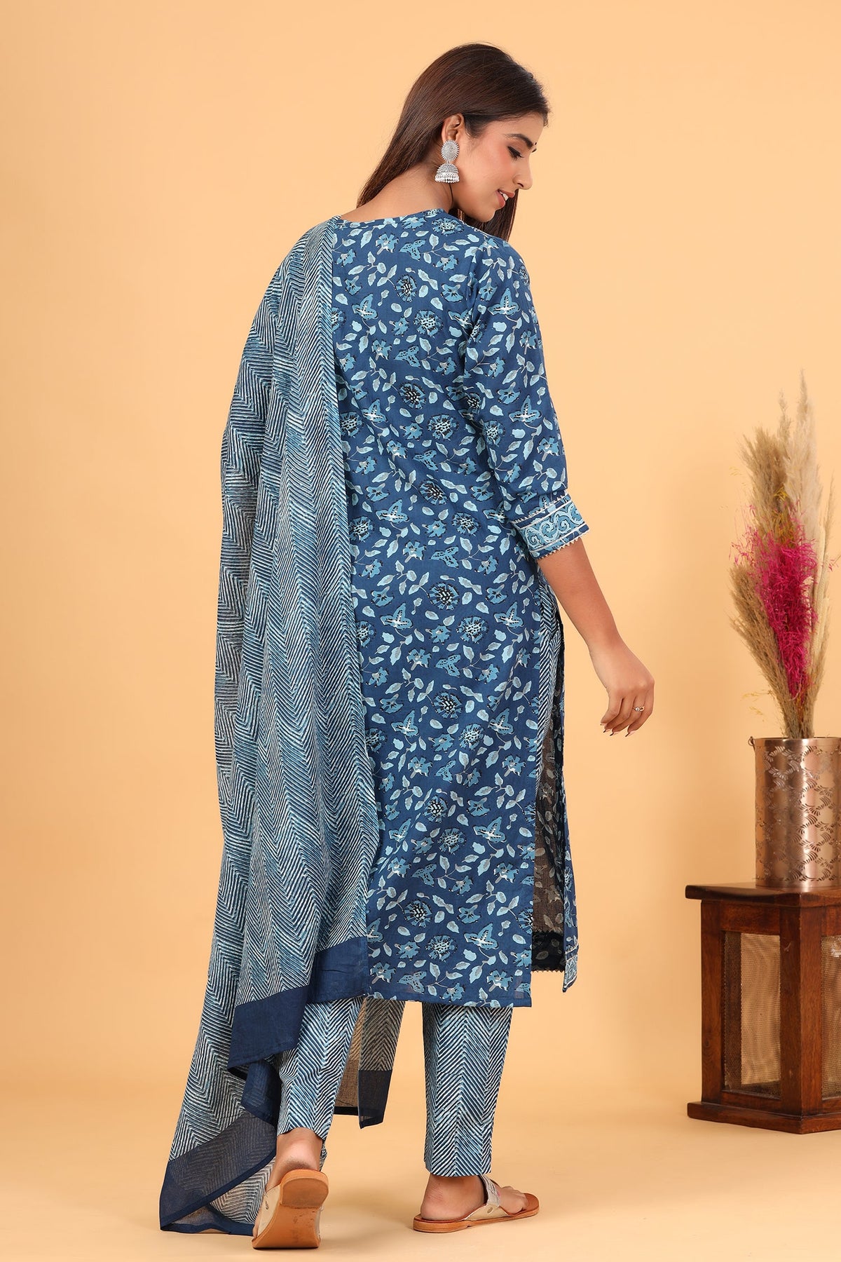 Kaajh Women's Blue Floral Print Suit Set | Grocsy