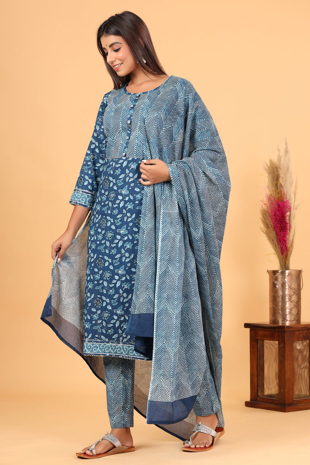 Kaajh Women's Blue Floral Print Suit Set | Grocsy