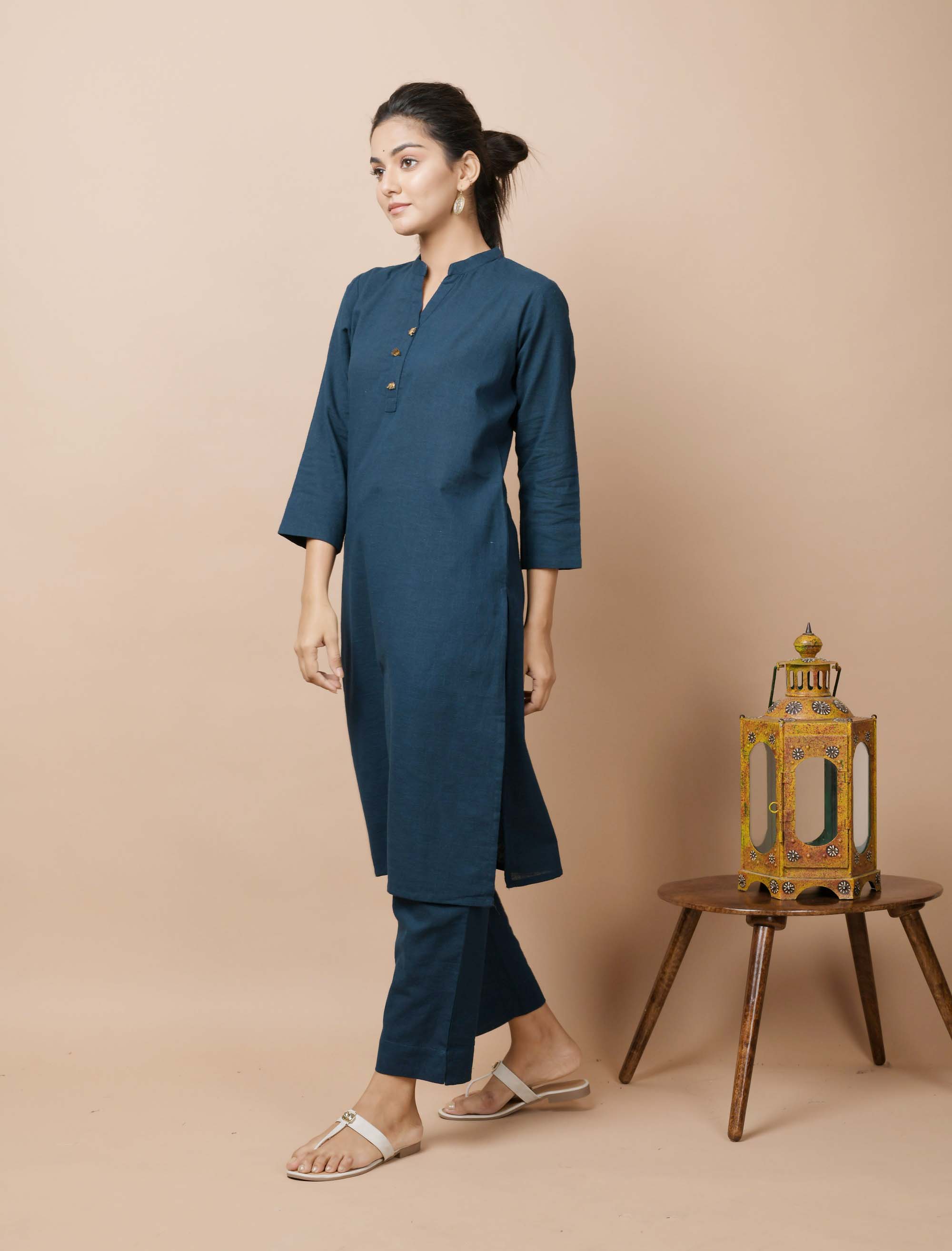 Kaajh Women's Navy Blue Solid Cotton Kurta Pant Set | Grocsy