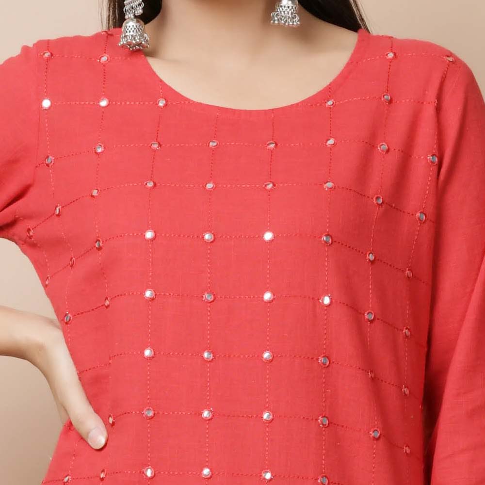 Kaajh Women's Red Solid Mirror Embellished Kurta Pant Set | Grocsy