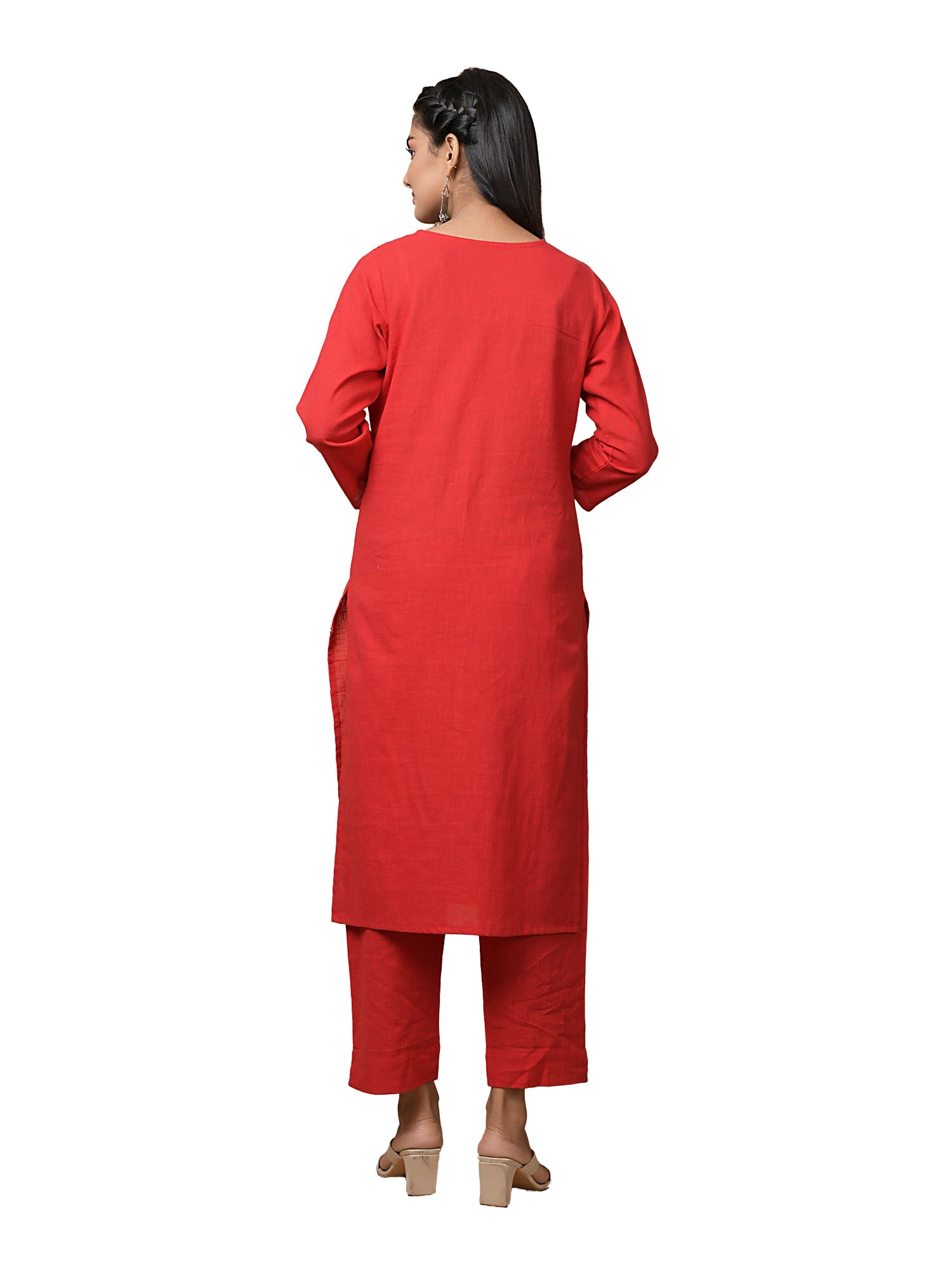 Kaajh Women's Red Solid Mirror Embellishment Kurta | Grocsy