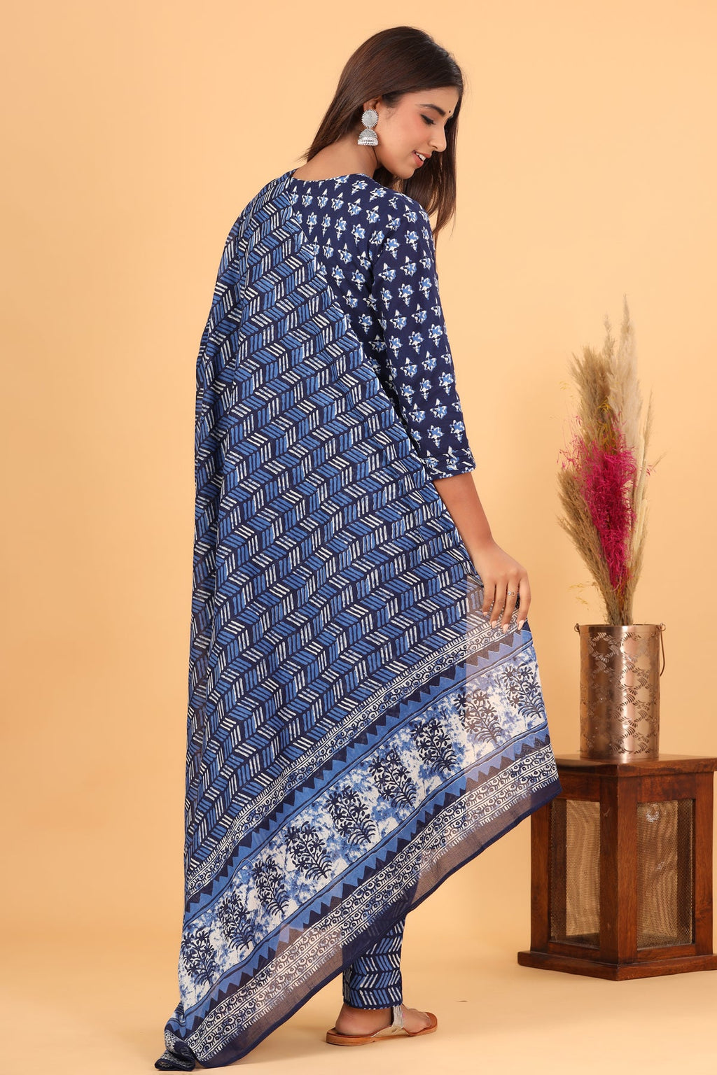 Kaajh Blue Floral Print Suit Set For Women | Grocsy