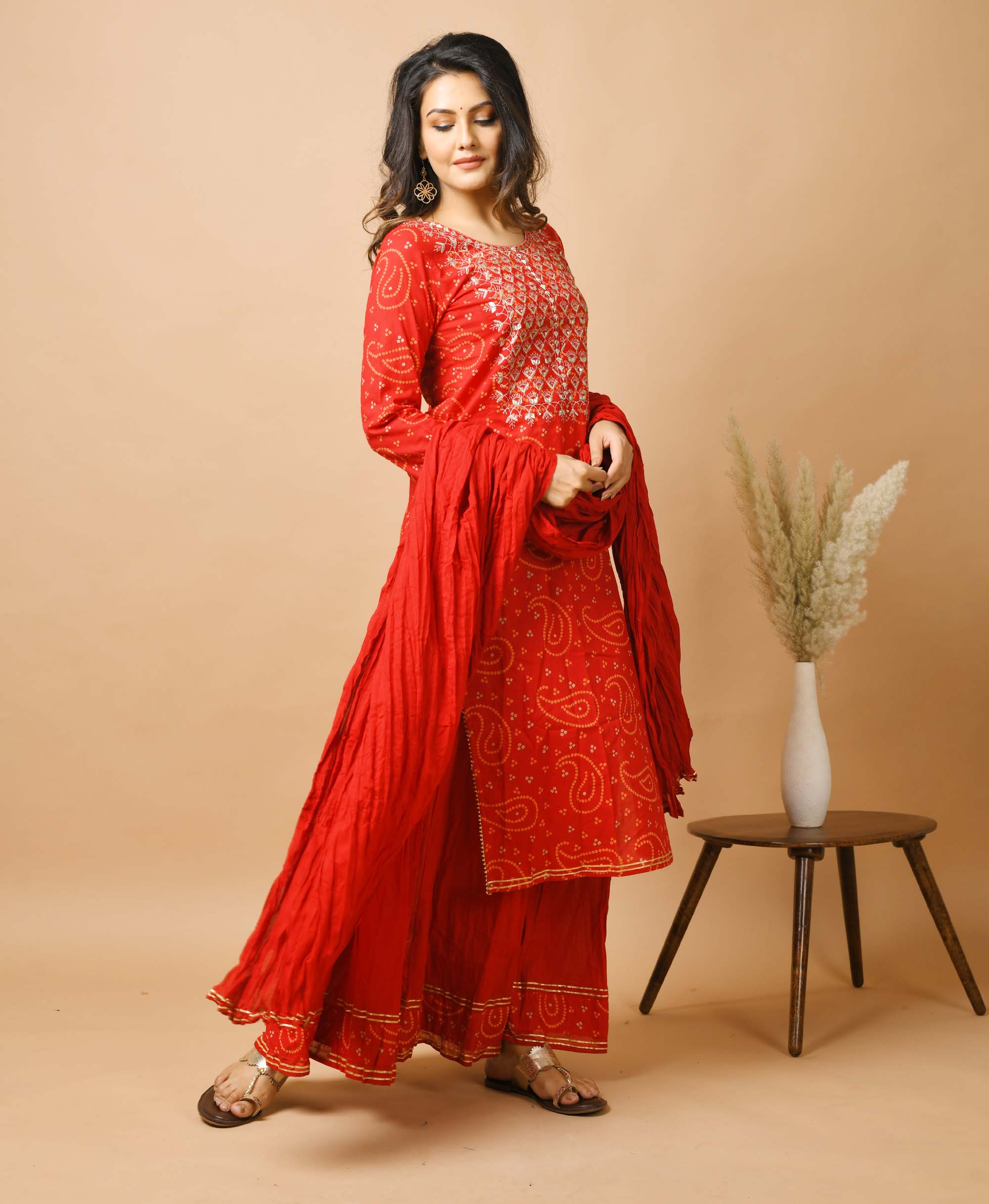 Kaajh Women's Red Bandhej Print Suit Set | Grocsy