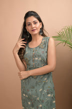 Kaajh Women's Green Sleeveless Printed Kurta Pant Set | Grocsy