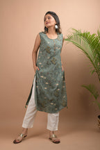 Kaajh Women's Green Sleeveless Printed Kurta Pant Set | Grocsy