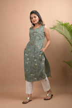 Kaajh Women's Green Sleeveless Printed Kurta Pant Set | Grocsy