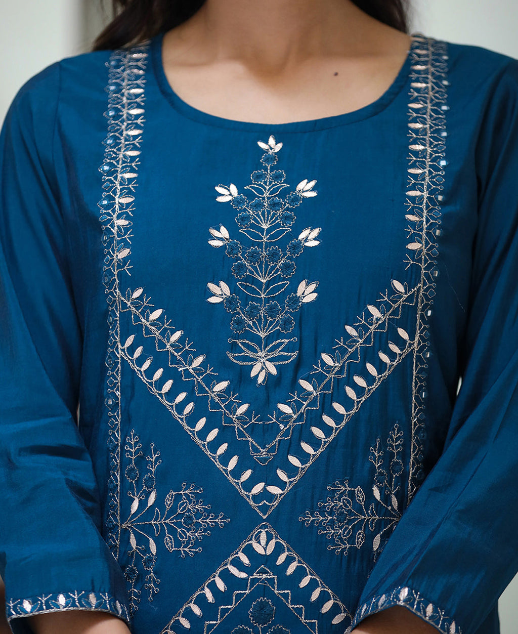 Kaajh Women's Navy Blue Embroidered Silk Kurta Sharara Set With Kota Doria Dupatta | Grocsy