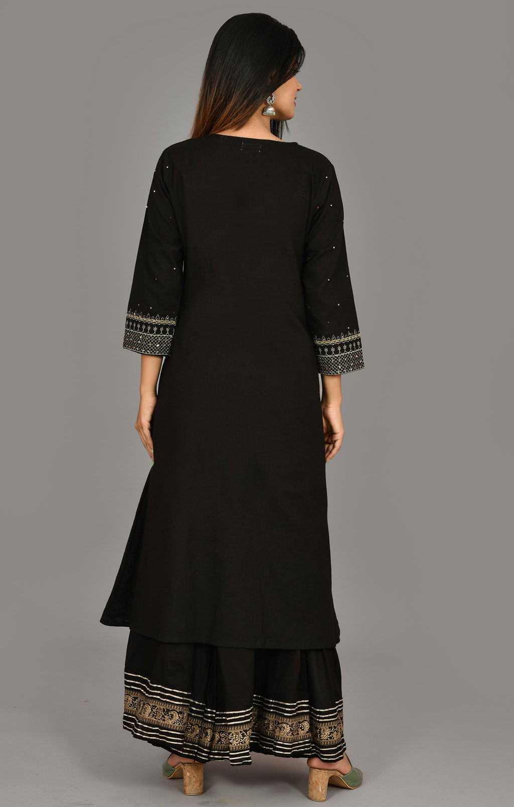 Kaajh Women's Black Metal Embellishment Printed Suit Set | Grocsy