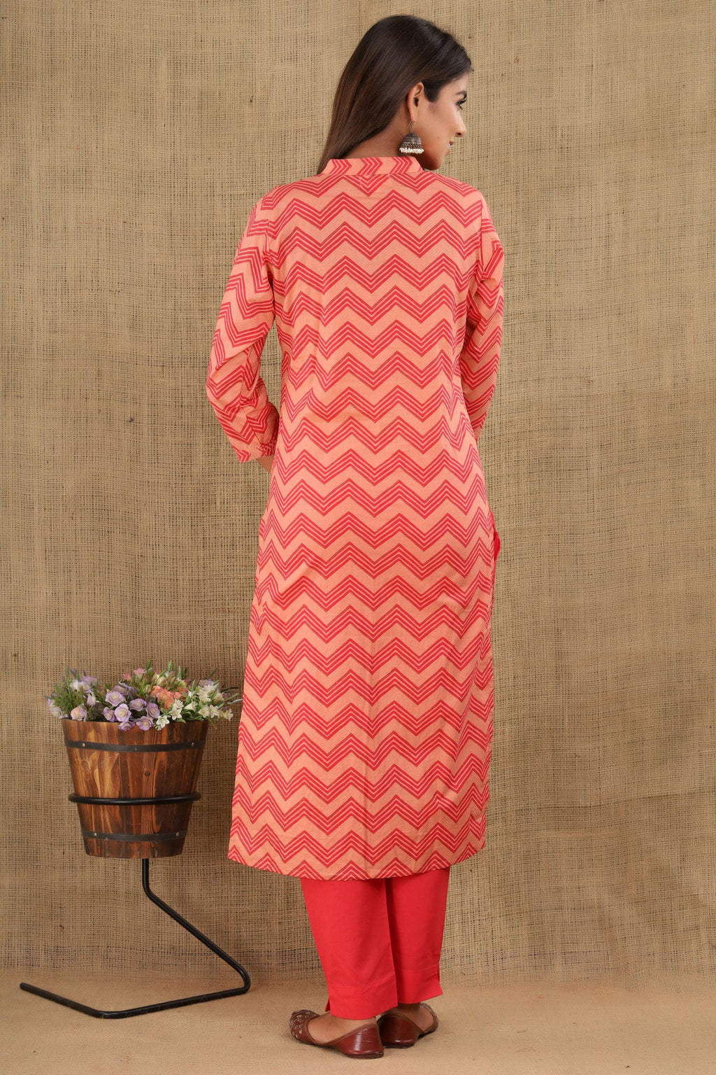 Kaajh Women's Pink Zigzag Print Suit Set | Grocsy
