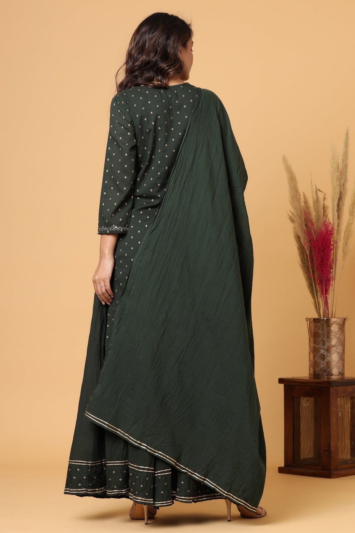 Kaajh Women's Green Gold Print Suit Set | Grocsy
