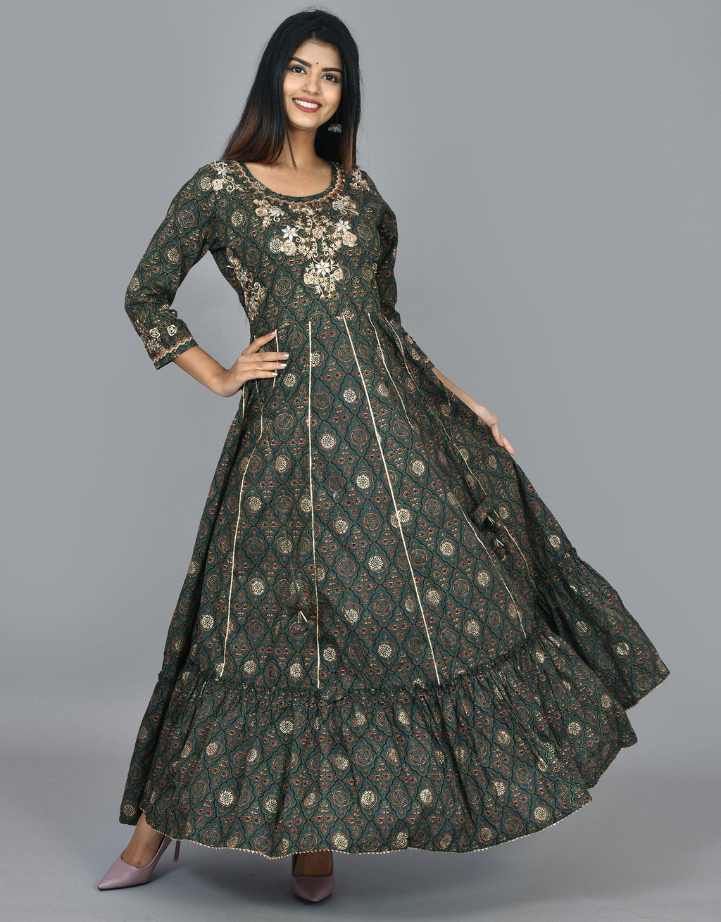 Kaajh Women's Green Zari Embroidery Anarkali Kurta | Grocsy