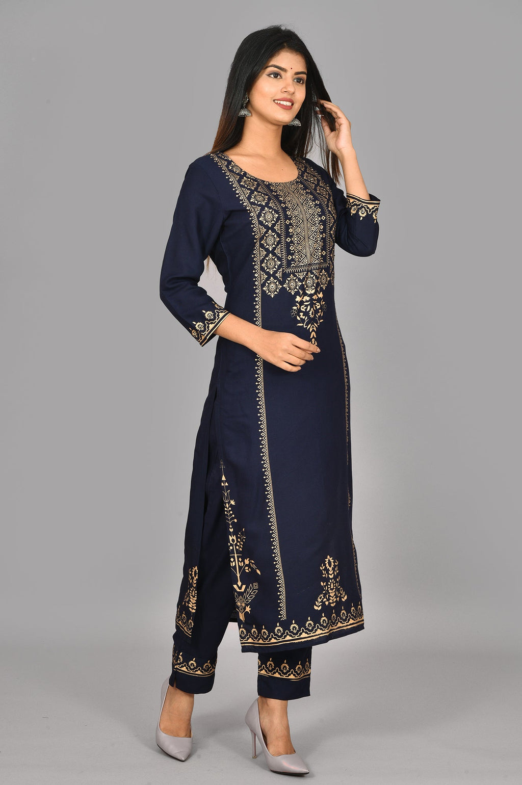 Kaajh Blue Gold Printed Kurta Pant Set For Women | Grocsy