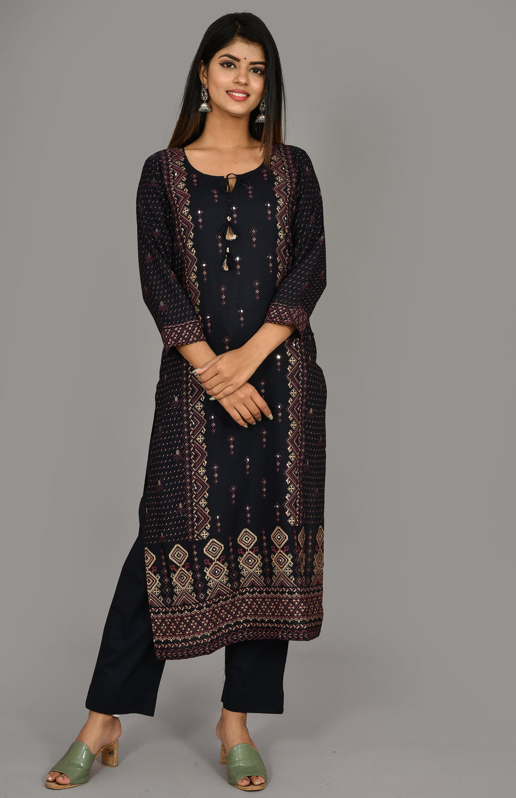 Kaajh Women's Blue Gold Printed Kurta Pant Set | Grocsy