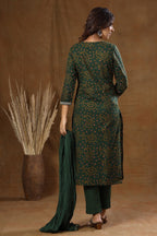 Kaajh Women's Green Bandhej Embroidery Suit Set | Grocsy