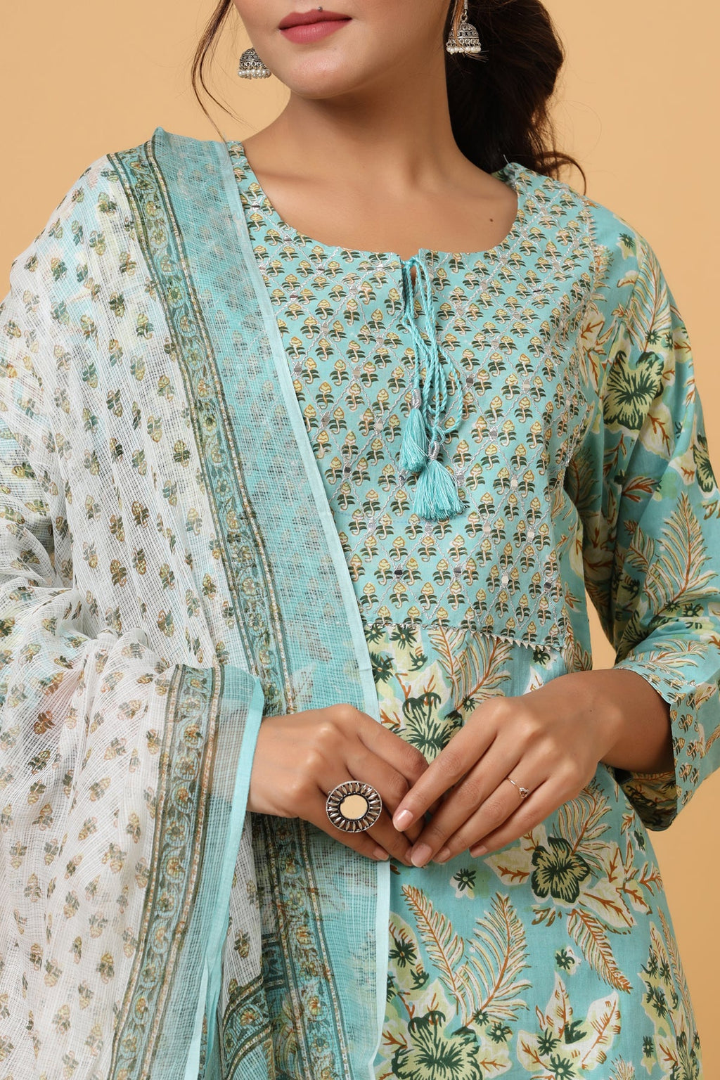 Kaajh Women's Green Mirror Embroidered Suit Set | Grocsy
