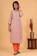 Kaajh Women's Peach Floral Printed Kurta Pant Set | Grocsy