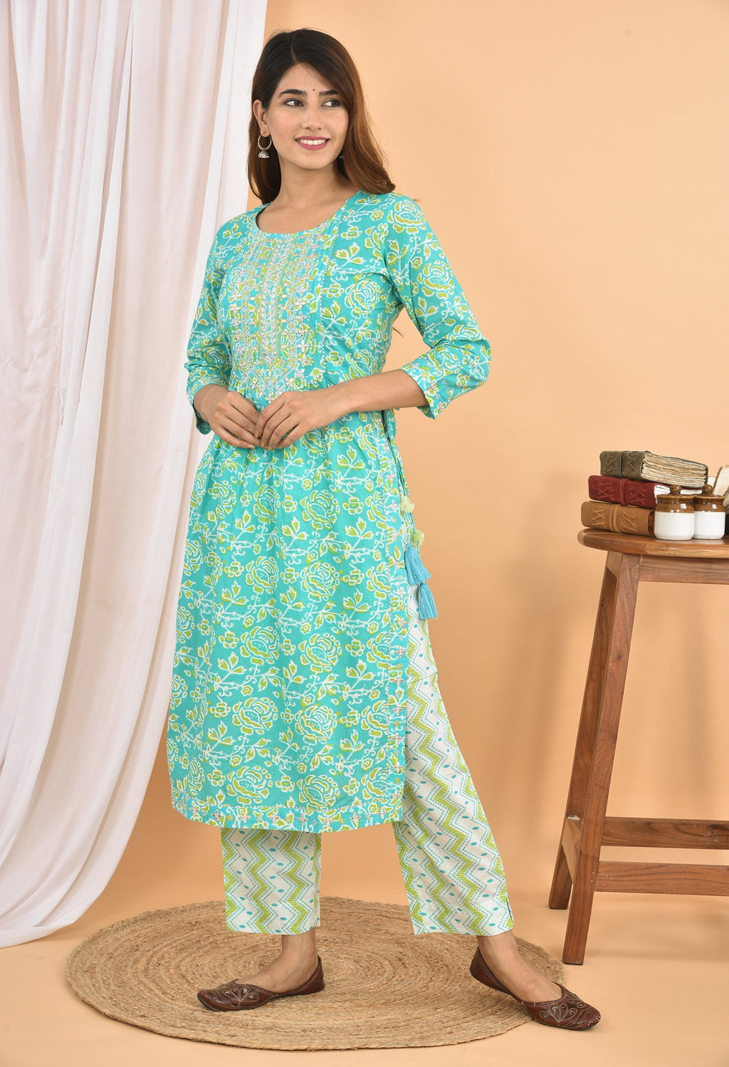 Kaajh Women's Sea Green Floral Printed Kurta Pant Set | Grocsy