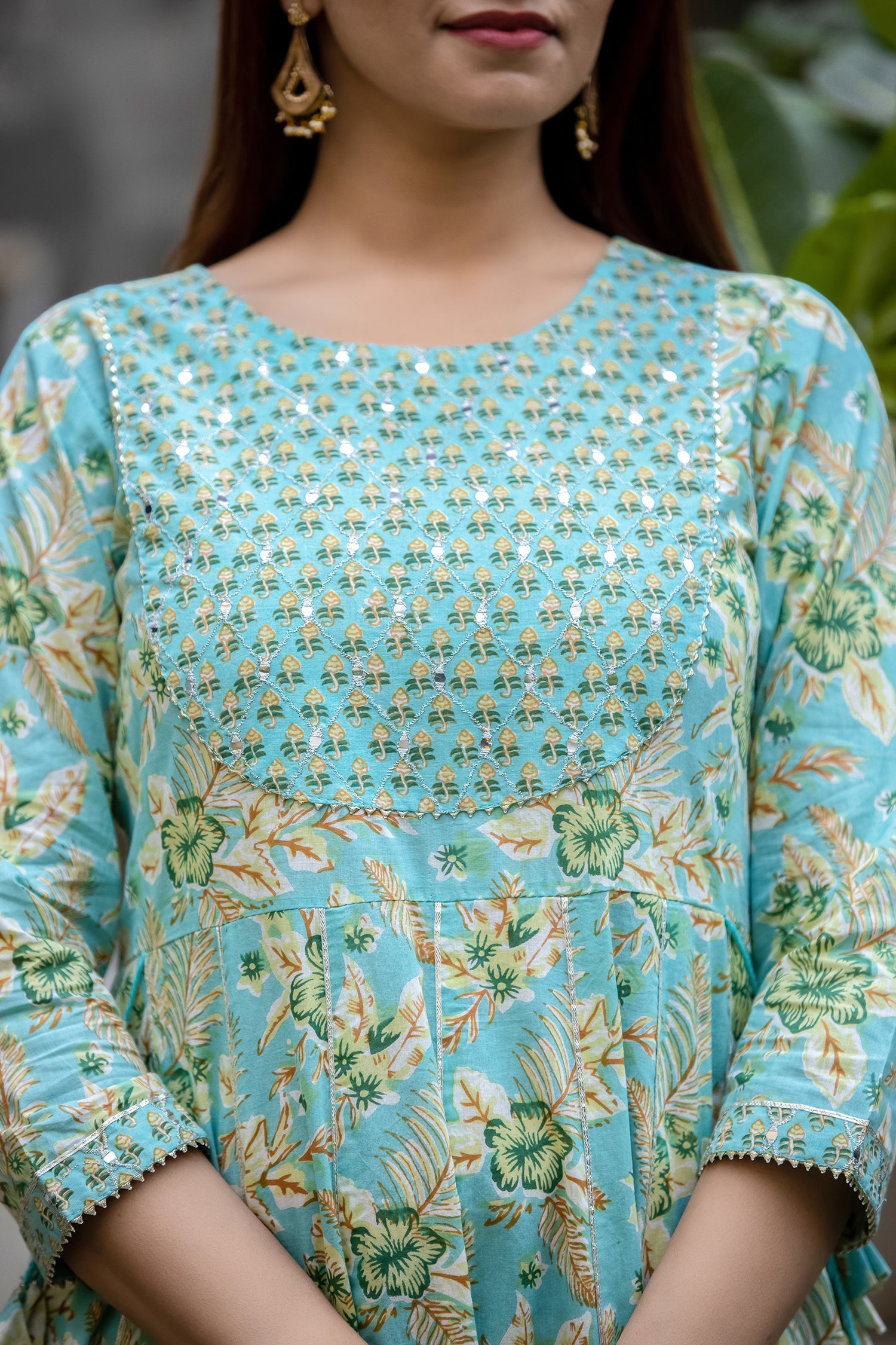 Kaajh Women's Green Mirror Embellished Anarkali Suit Set | Grocsy