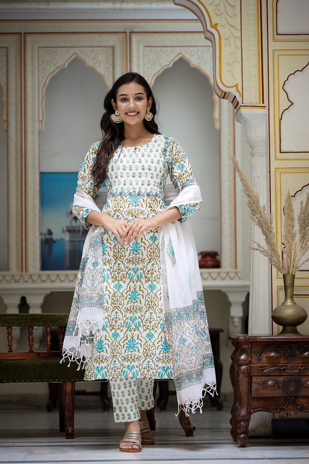 Kaajh Women's White-Green Cotton Handblock Kurta Pant Set With Dupatta | Grocsy