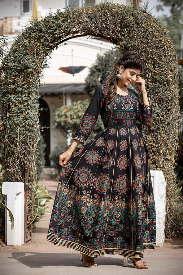 Kaajh Women's Black Gold Printed Ethnic Gown | Grocsy