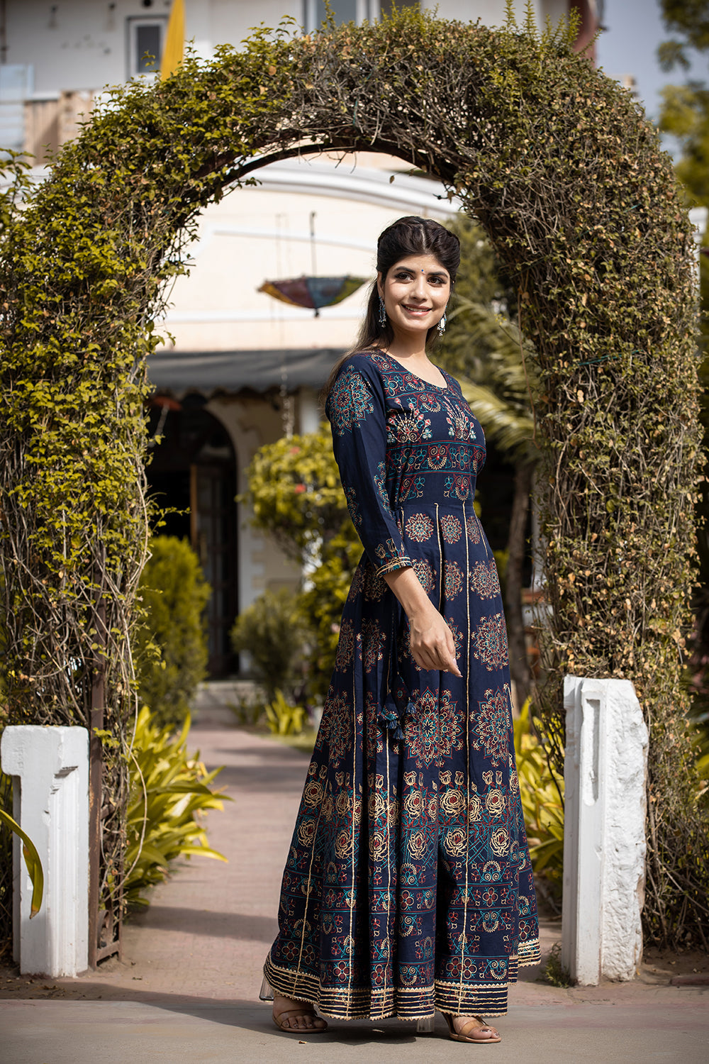 Kaajh Women's Blue Gold Printed Ethnic Gown | Grocsy