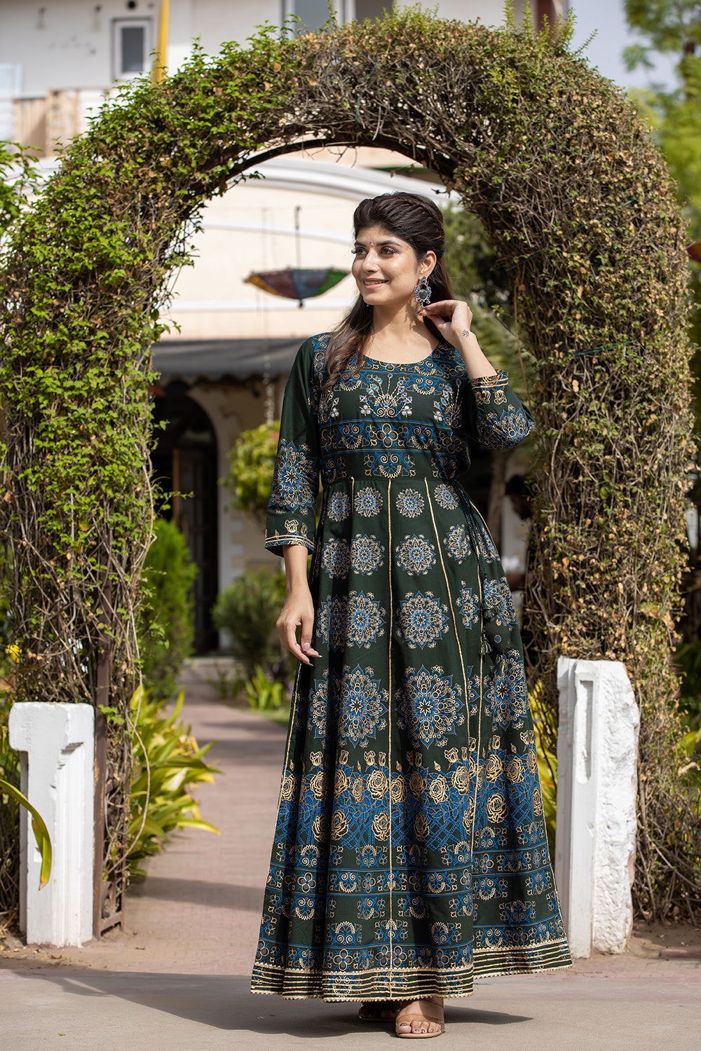 Kaajh Women's Green Gold Printed Ethnic Gown | Grocsy