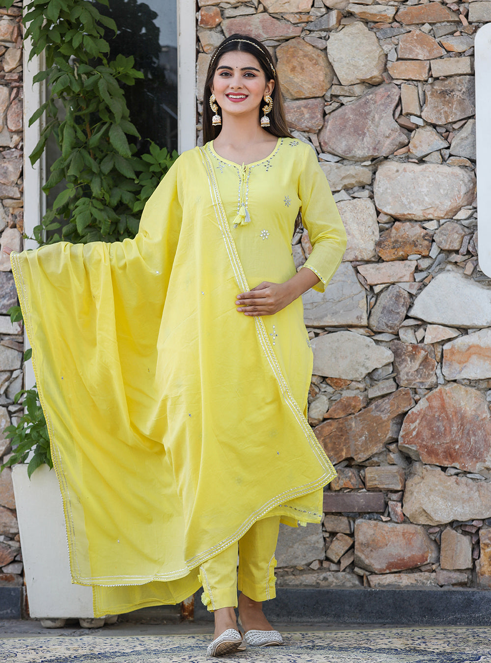 Kaajh Woman's Yellow Mirror Embellished Cotton Kurta Pant And Dupatta Set | Grocsy