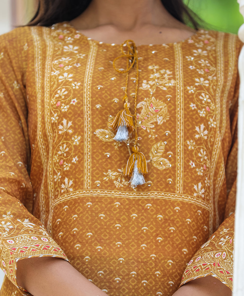 Kaajh Women's Mustard Festive Chanderi Print Kurta Set With Trouser And Dupatta | Grocsy