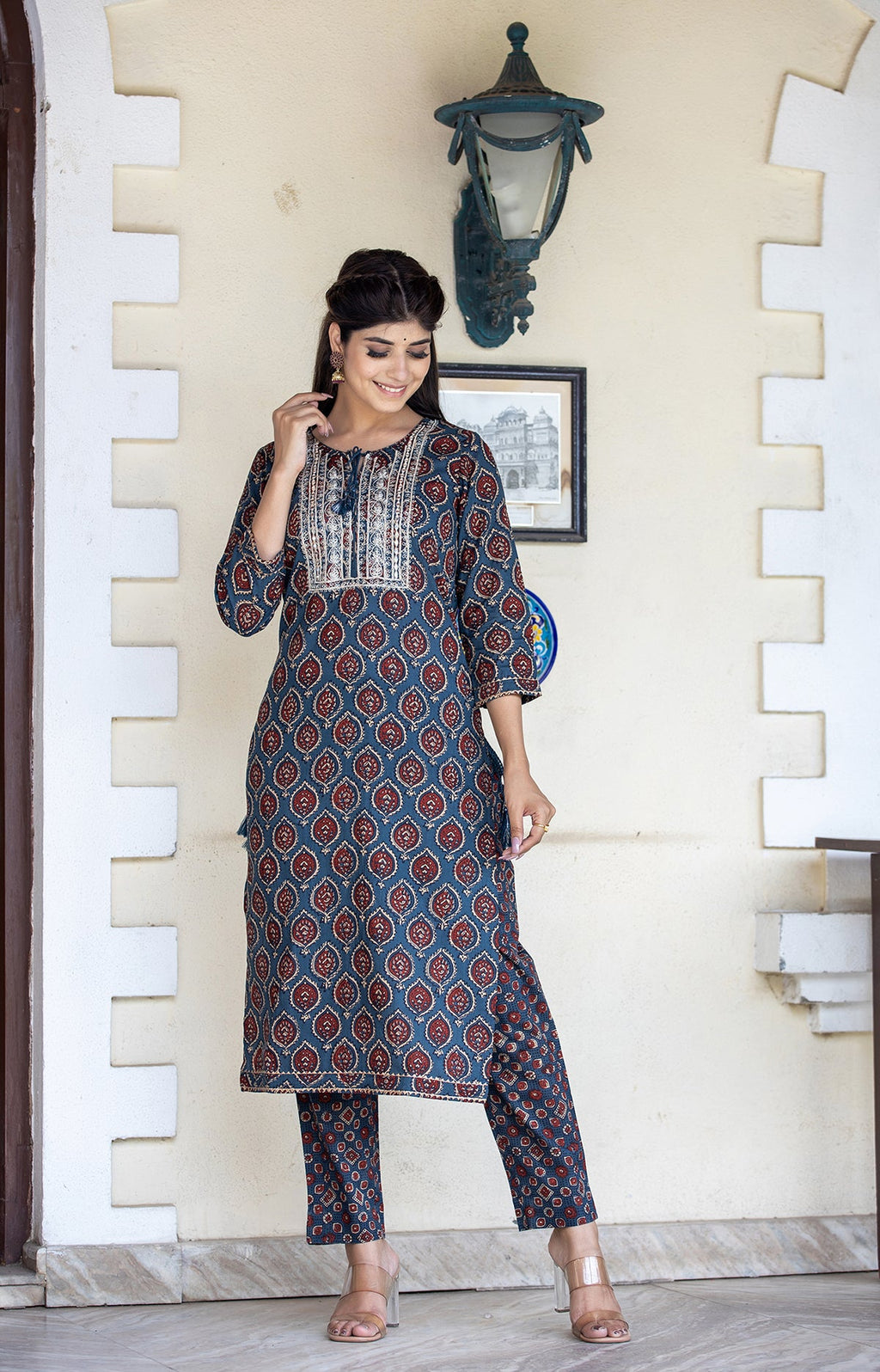 Kaajh Women's Blue Ajrak Print Cotton Kurta Pant Set | Grocsy